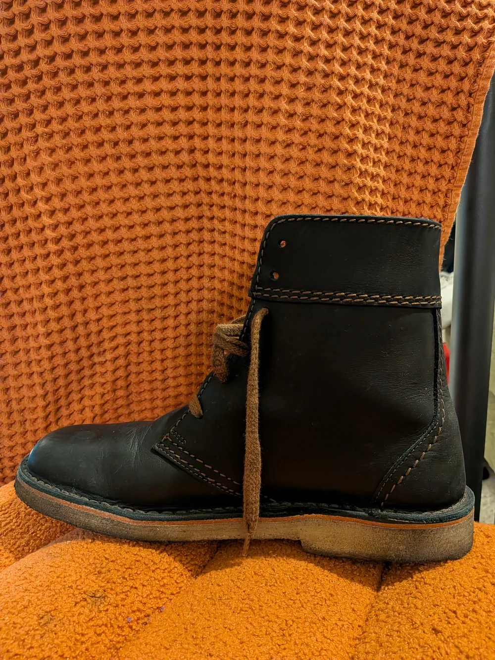 Men's Duckfeet Faborg Black Leather Lace-Up Boots with Brown Laces